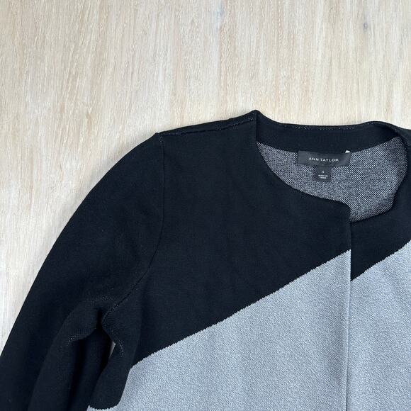 Ann Taylor Color Block Longline Knit Modern Office Casual Sweater Coat Small - Picture 3 of 14
